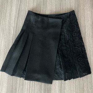 Burberry Prorsum skirt lace, size 40